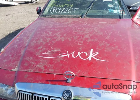 2001 Mercury Grand Marquis Gs z USA, uszkodzony, nr VIN 2MEFM74W91X701613